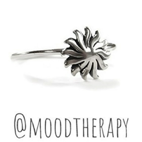 Sterling Silver Tribal Ring, size 7 - Picture 6 of 6